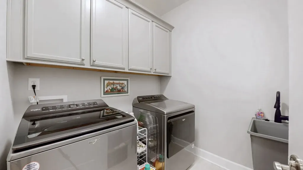 2460 Stonecenter Lane Murfreesboro TN 37128