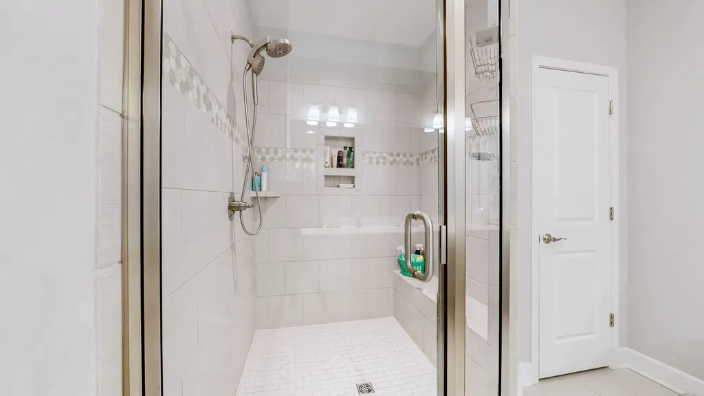 2460 Stonecenter Lane Murfreesboro TN 37128