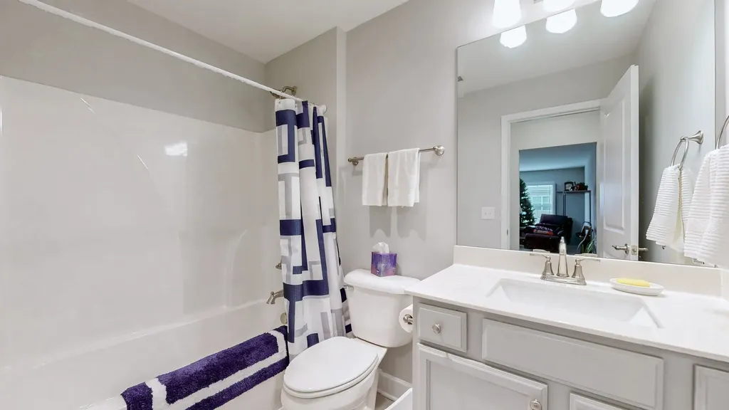 2460 Stonecenter Lane Murfreesboro TN 37128