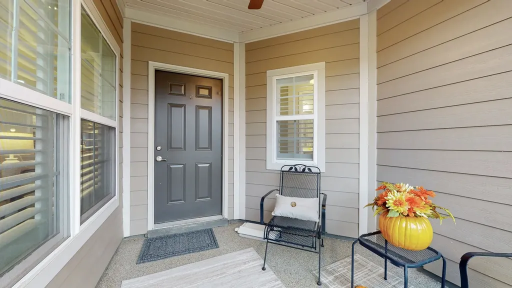 2460 Stonecenter Lane Murfreesboro TN 37128