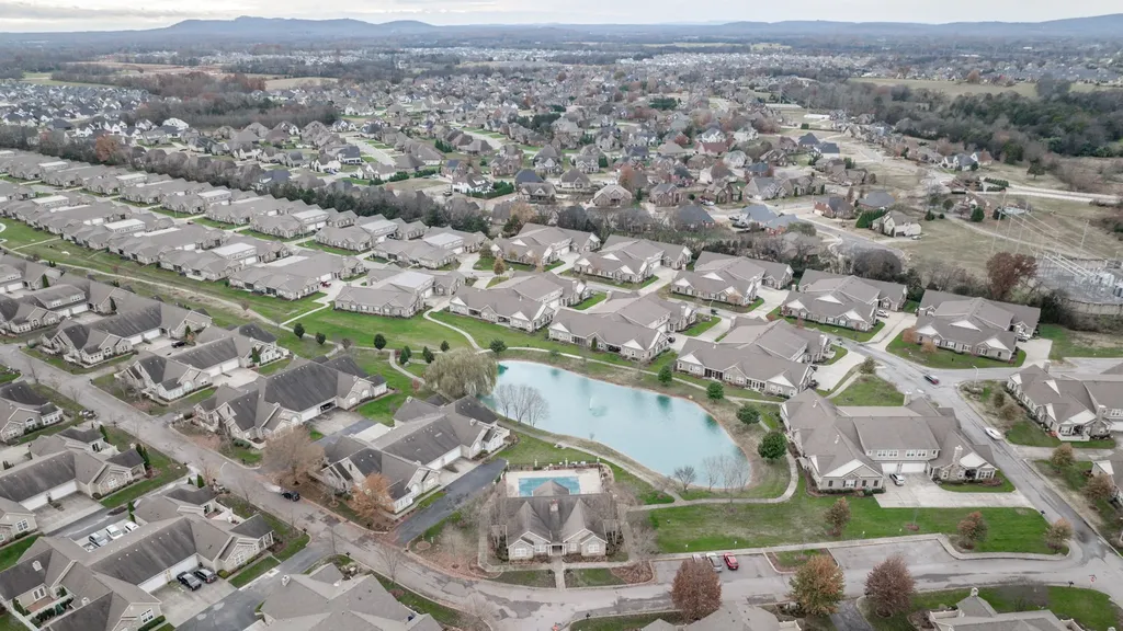 2460 Stonecenter Lane Murfreesboro TN 37128