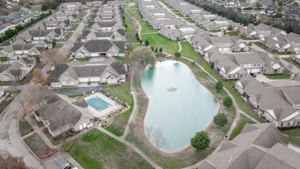 2460 Stonecenter Lane Murfreesboro TN 37128