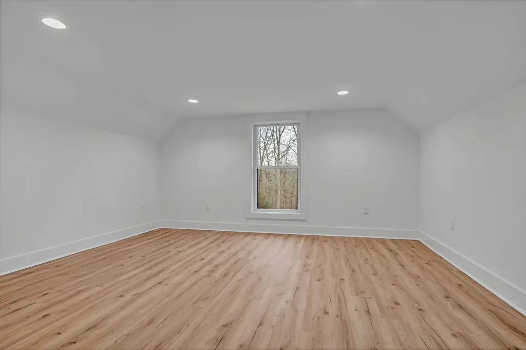 2024 Trace Creek Road Centerville TN 37033