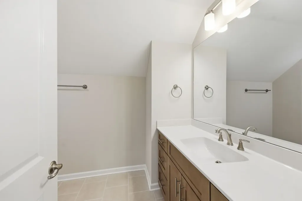 6733 Bonnafair Drive Hermitage TN 37076