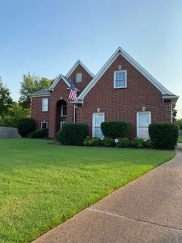 8875 Linell Cove Cordova TN 38016