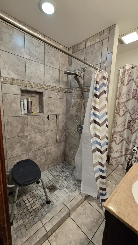 201 Walton Avenue Lafayette TN 37083