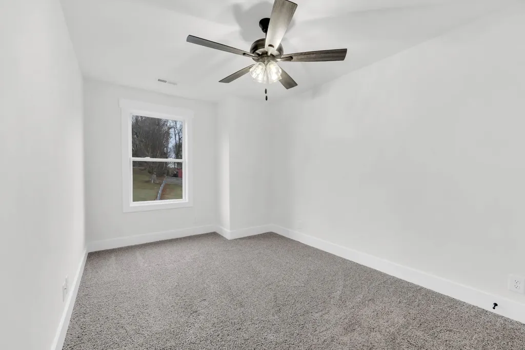180 Clay Ridge Drive Clarksville TN 37040