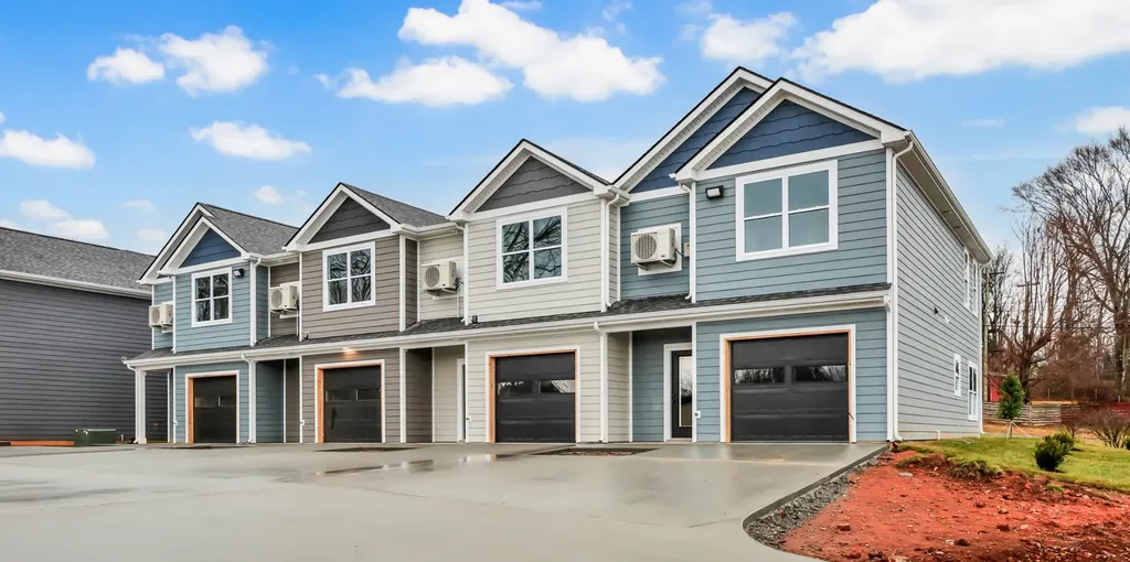 180 Clay Ridge Drive Clarksville TN 37040