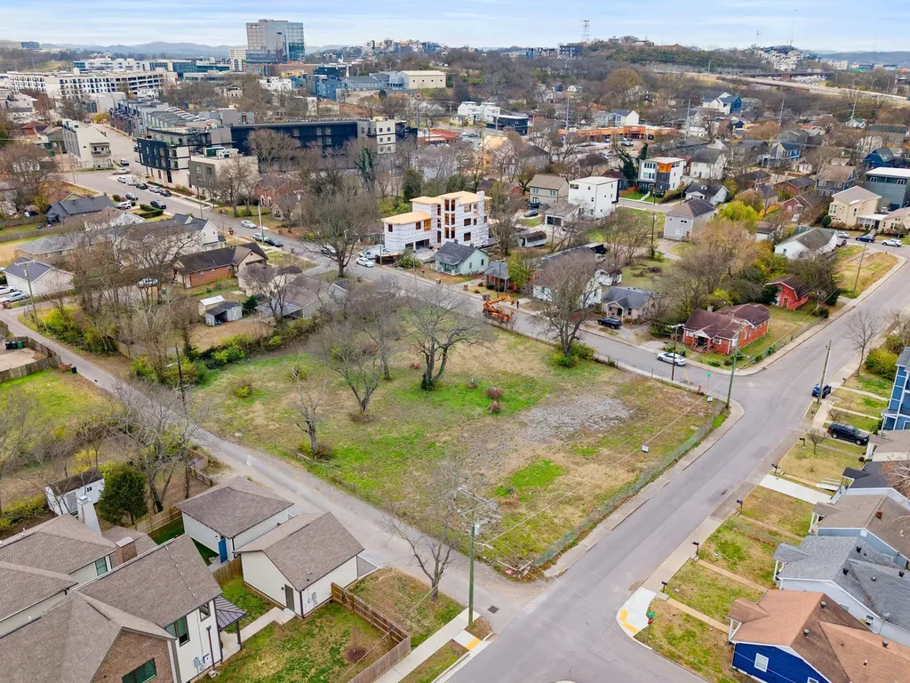 730 27th Ave, N Nashville TN 37208