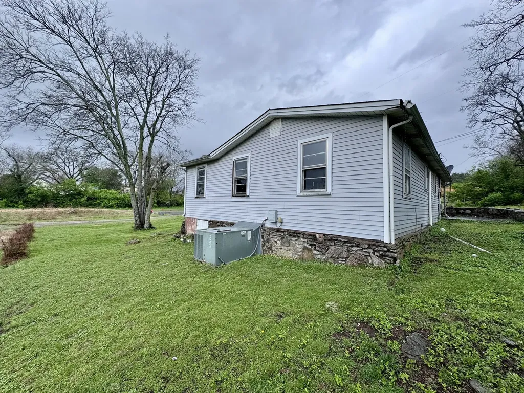 120 Lauderdale Court Hendersonville TN 37075