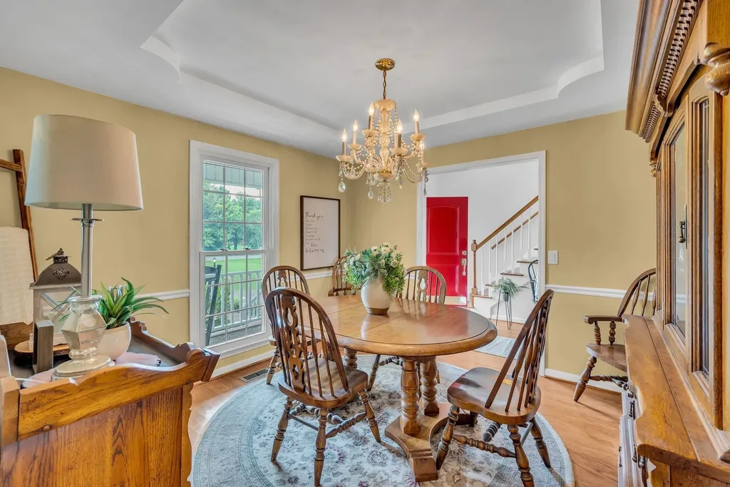 2712 Long Hollow Pike Hendersonville TN 37075