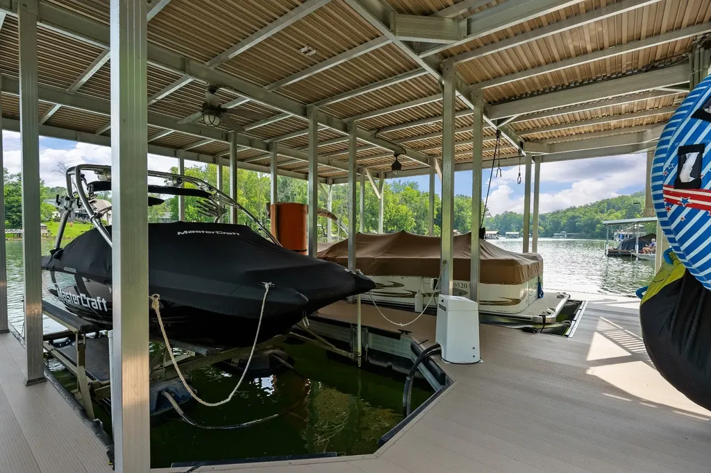 2541 Sparkmantown Road Doyle TN 38559