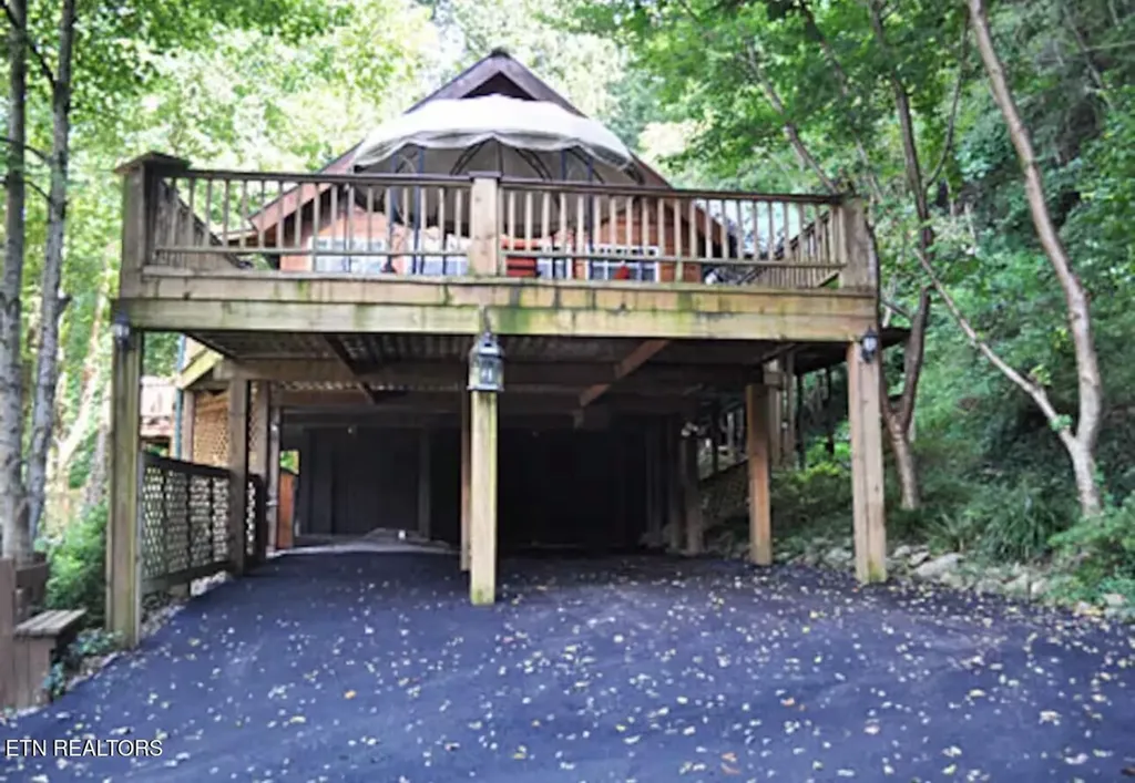 1740 Cherohala Skyway Tellico Plains TN 37385
