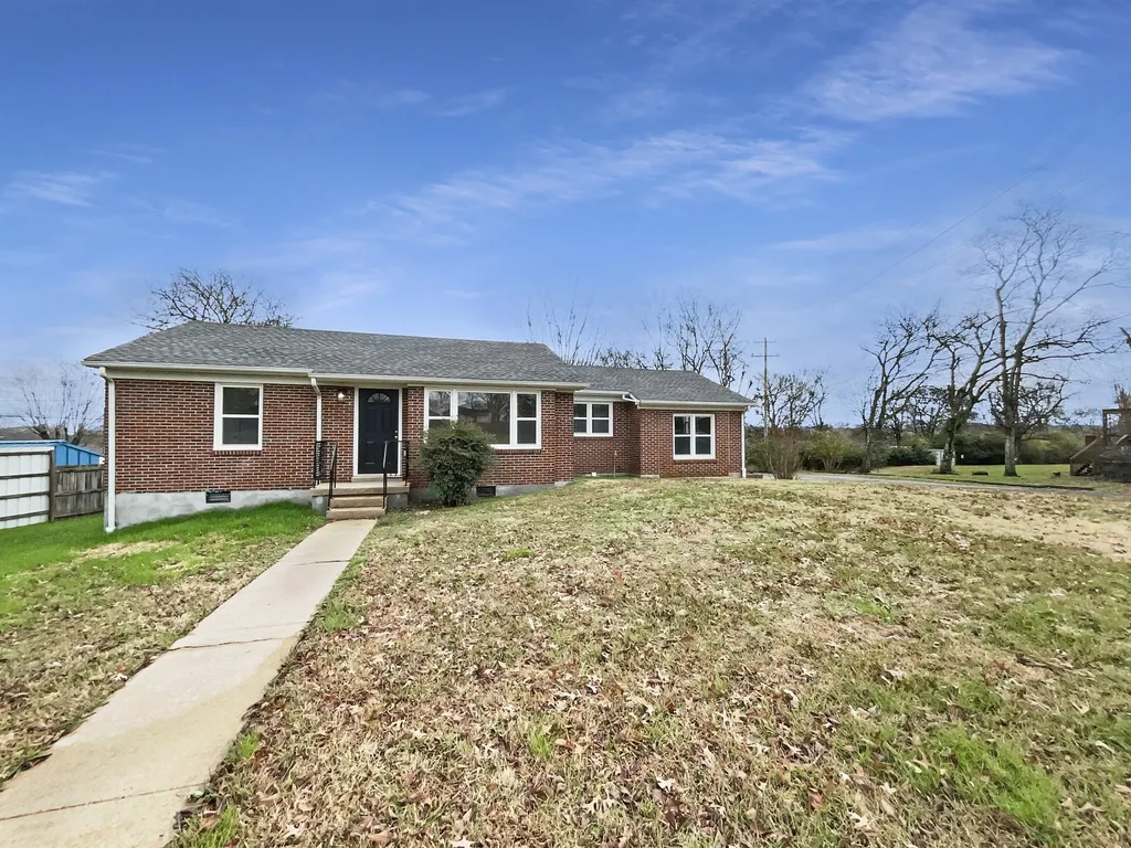 501 Colburn Drive Lewisburg TN 37091