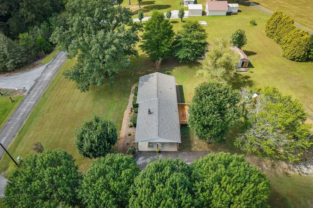 293 Airport Drive Mcminnville TN 37110