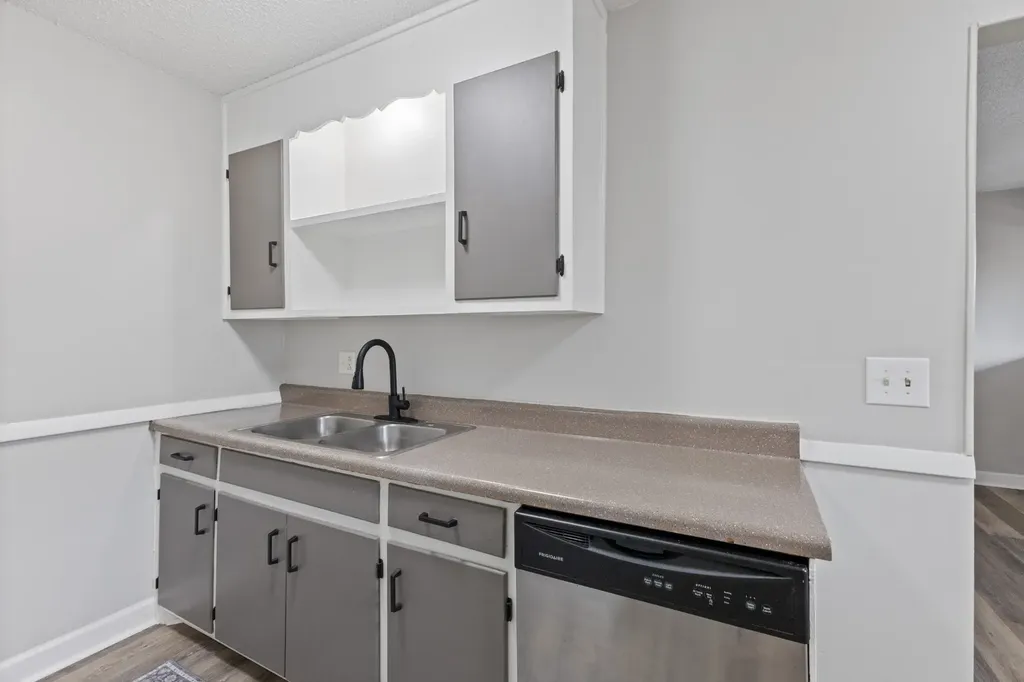 276 White Bridge Pike Nashville TN 37209