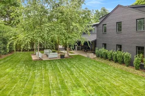 2804 Hawthorne Place Nashville TN 37212