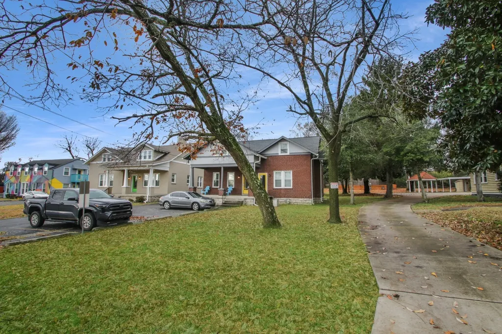 3819 Gallatin Pike Nashville TN 37216