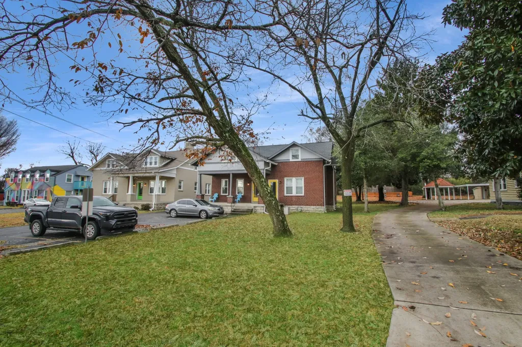 3815 Gallatin Pike Nashville TN 37216