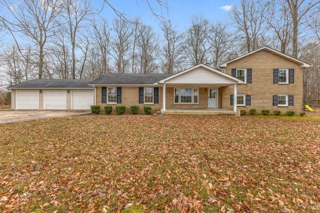 698 Houston Fielder Road Clarksville TN 37043