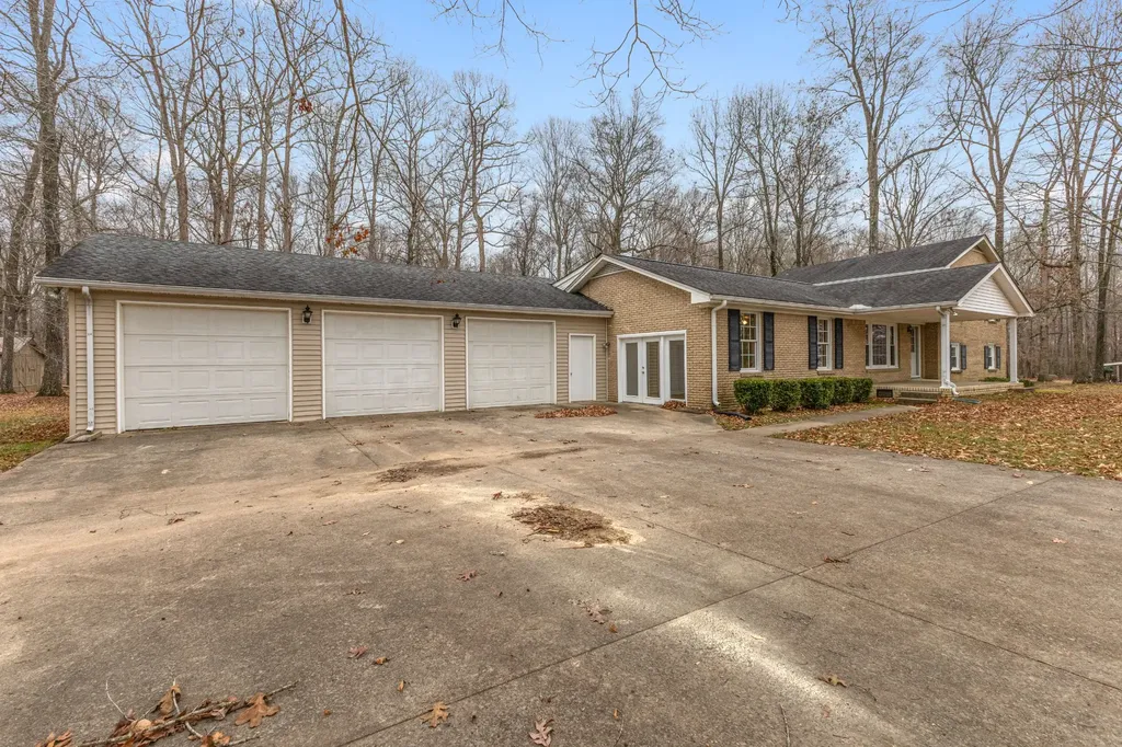 698 Houston Fielder Road Clarksville TN 37043