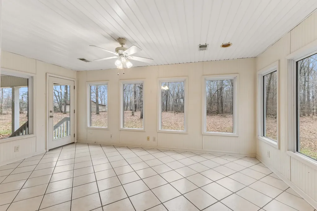 698 Houston Fielder Road Clarksville TN 37043