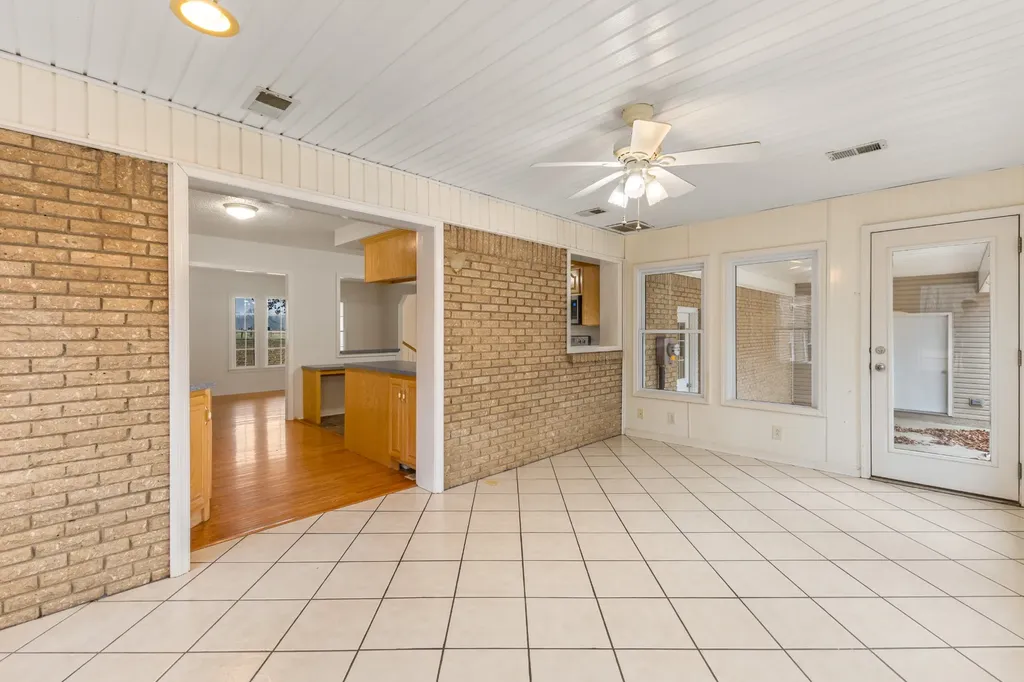 698 Houston Fielder Road Clarksville TN 37043
