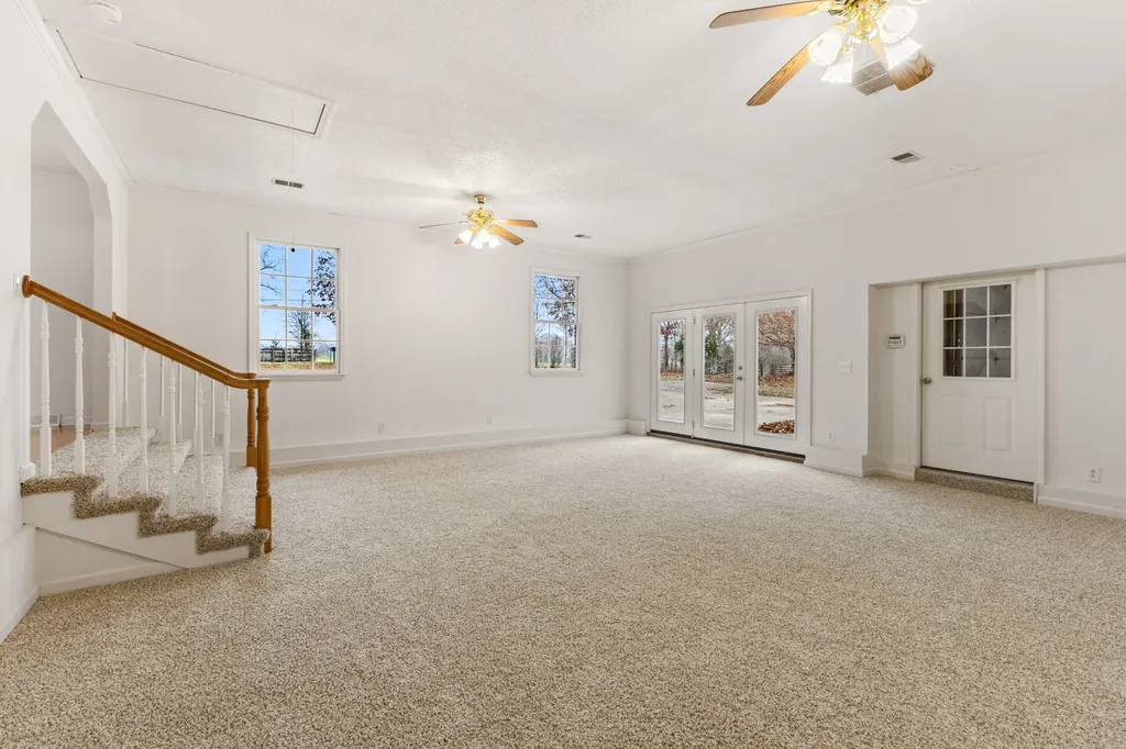 698 Houston Fielder Road Clarksville TN 37043