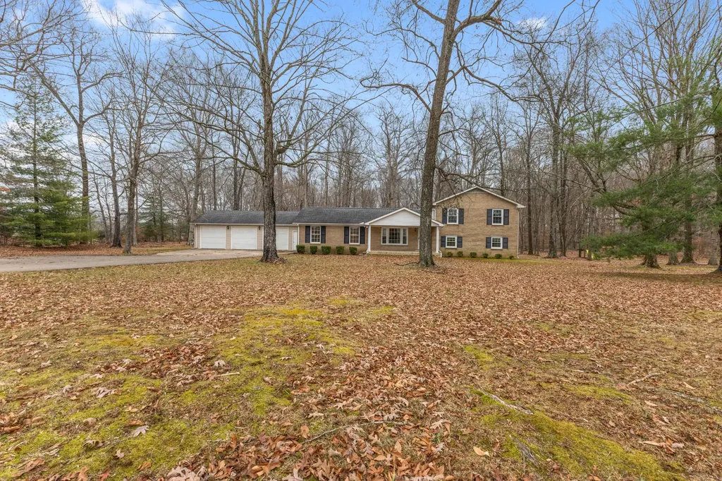 698 Houston Fielder Road Clarksville TN 37043