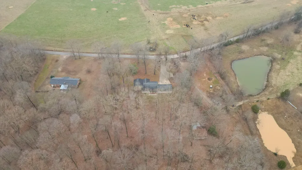 698 Houston Fielder Road Clarksville TN 37043