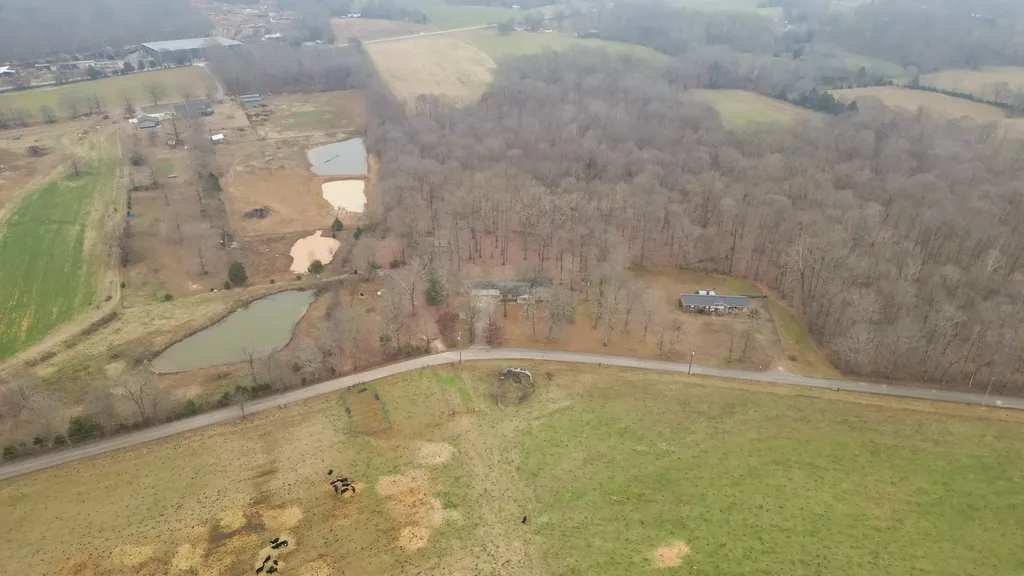 698 Houston Fielder Road Clarksville TN 37043