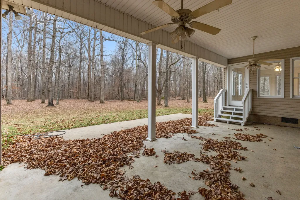 698 Houston Fielder Road Clarksville TN 37043