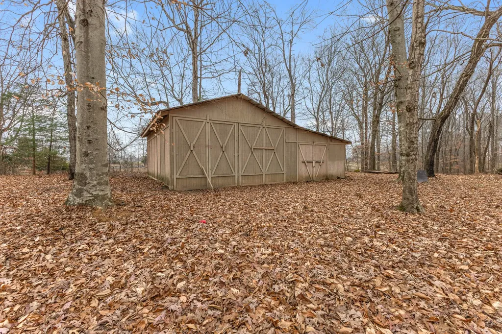 698 Houston Fielder Road Clarksville TN 37043