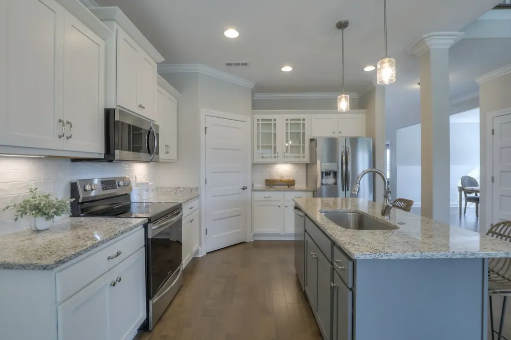 1234 Rockweather Court Murfreesboro TN 37128