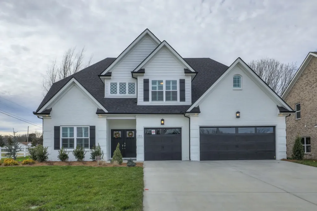 1234 Rockweather Court Murfreesboro TN 37128