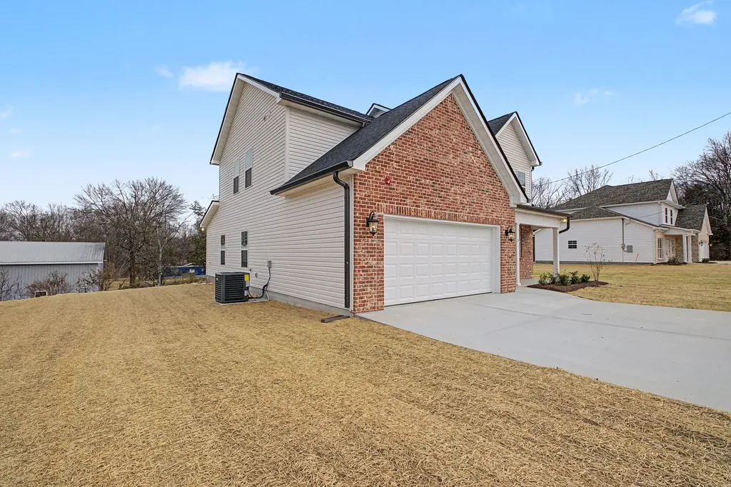 133 Traveller Lane La Vergne TN 37086