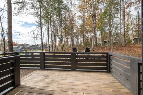 740 Waters Edge Way Tracy City TN 37387