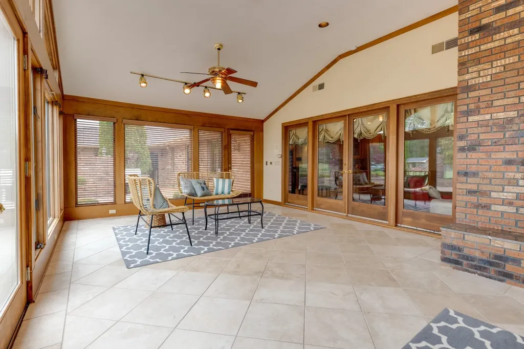 4498 Highway 47, N Charlotte TN 37036