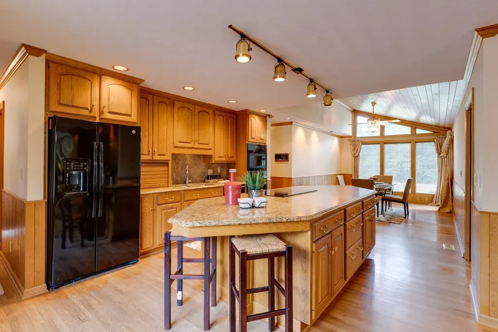 4498 Highway 47, N Charlotte TN 37036