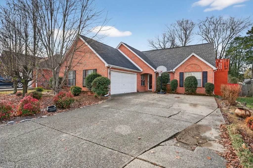 6045 Firelight Trail Antioch TN 37013