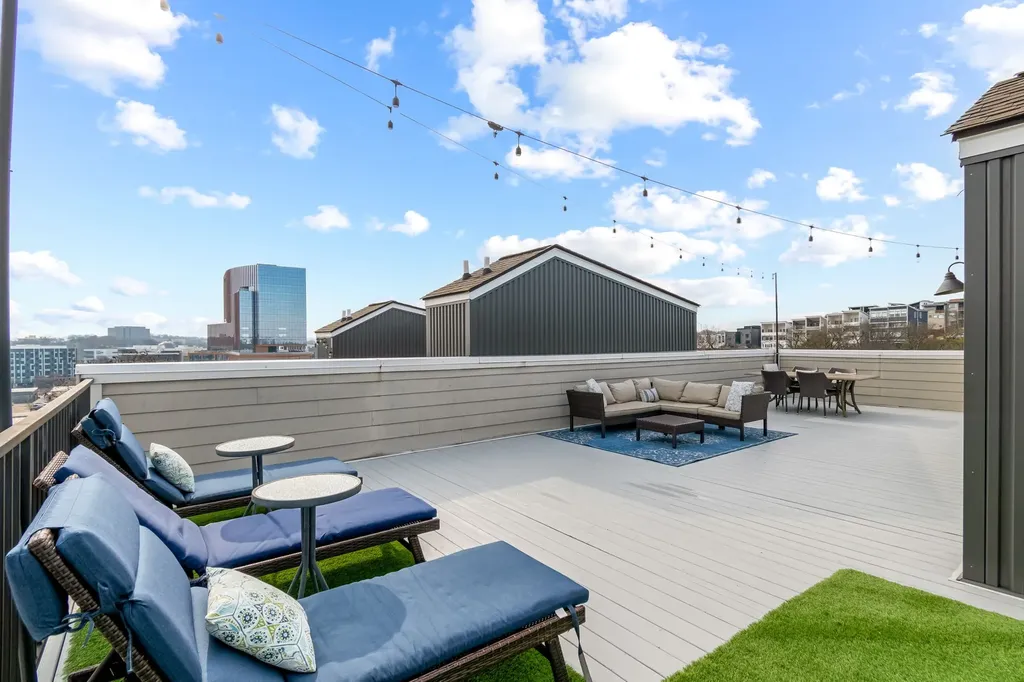 512 31st Ave, N Nashville TN 37209