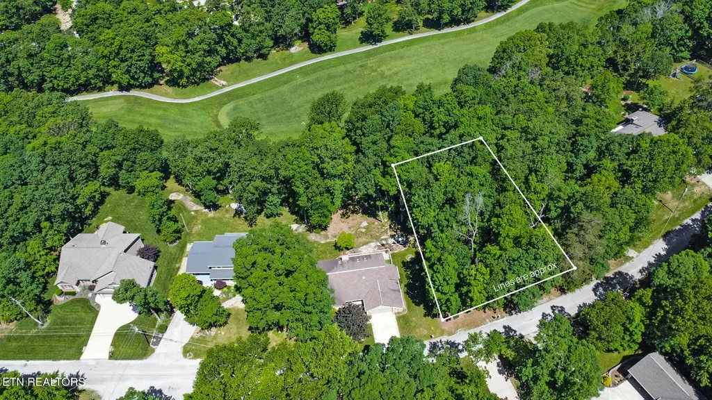 114 Rolling Green Drive Crossville TN 38558