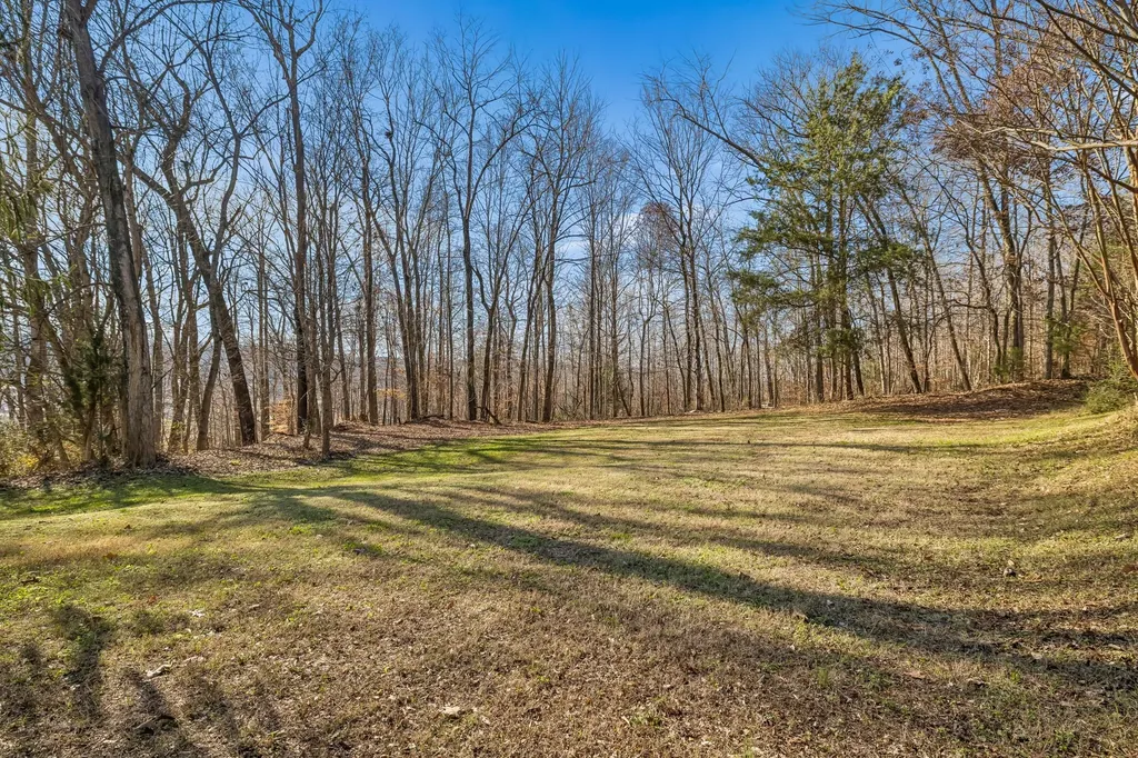 375 Highway 13, N Waverly TN 37185