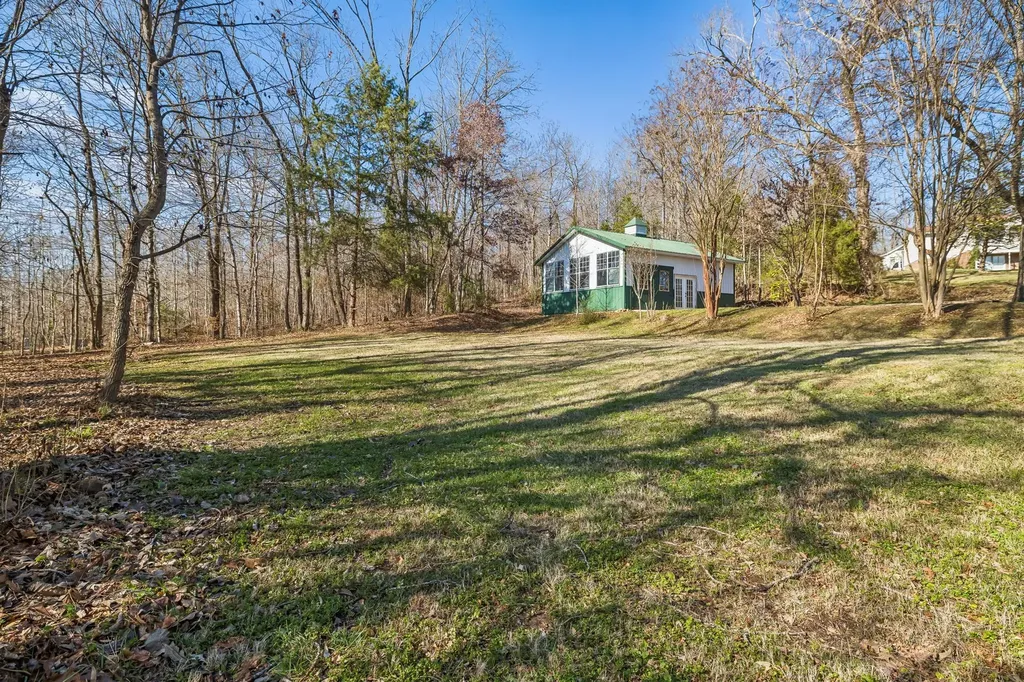 375 Highway 13, N Waverly TN 37185