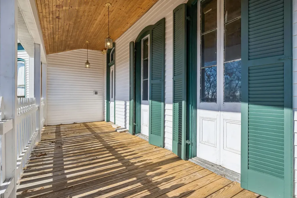 375 Highway 13, N Waverly TN 37185