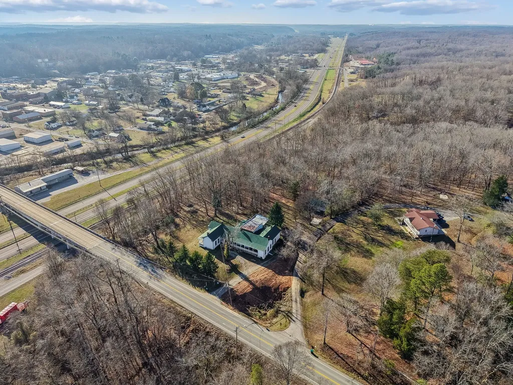 375 Highway 13, N Waverly TN 37185