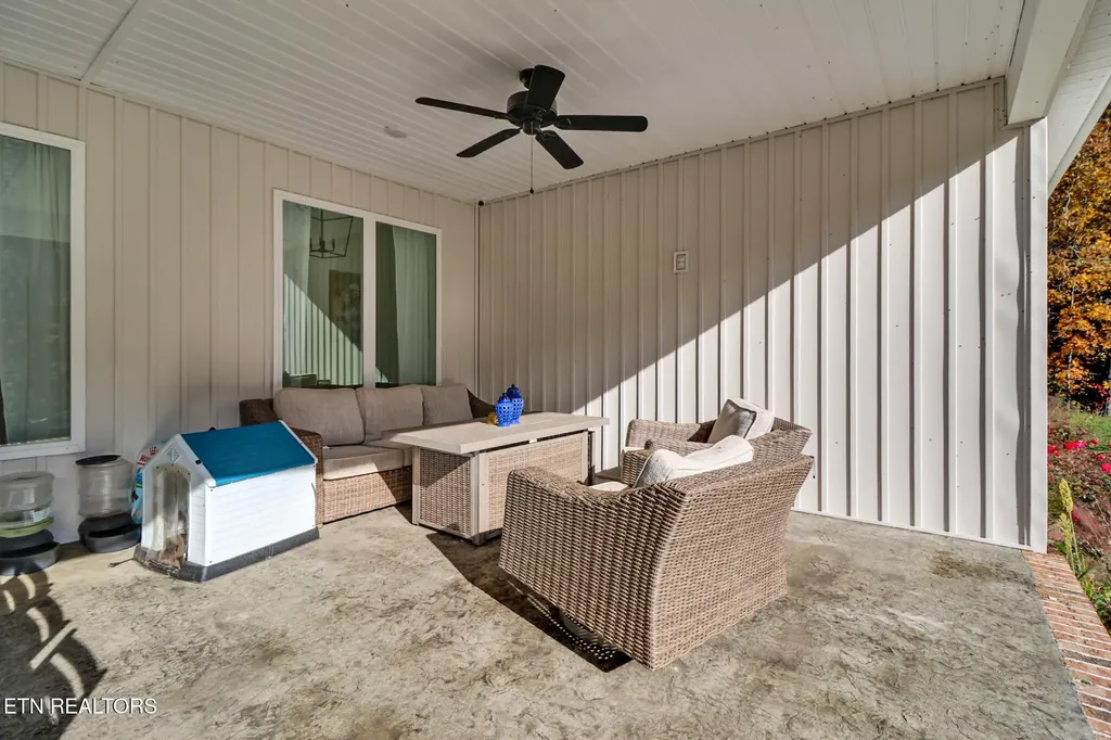 422 Peach Lane Jamestown TN 38556