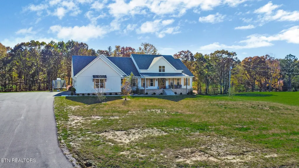 422 Peach Lane Jamestown TN 38556