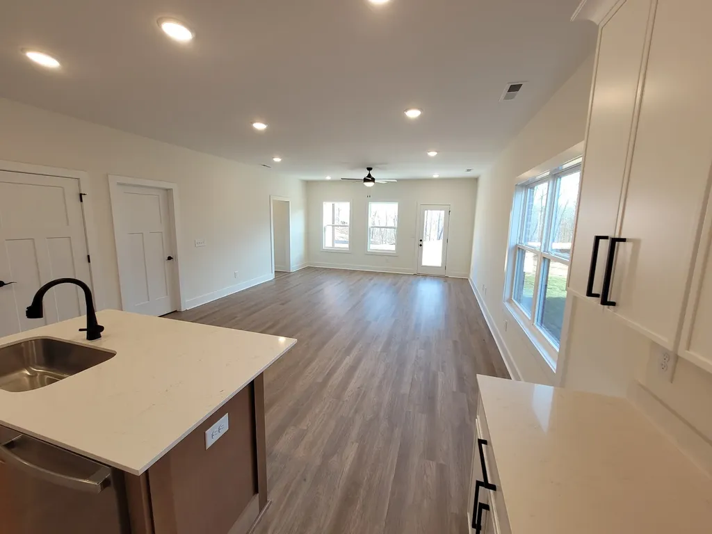 209 Sandalwood Way Dickson TN 37055