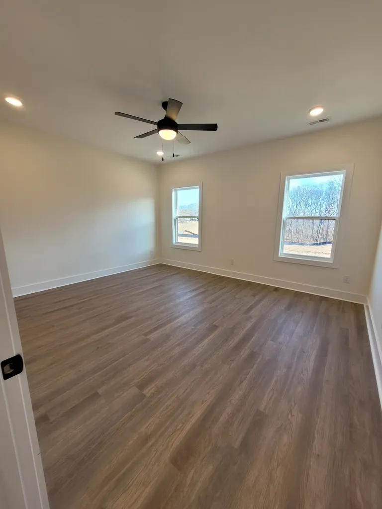 209 Sandalwood Way Dickson TN 37055
